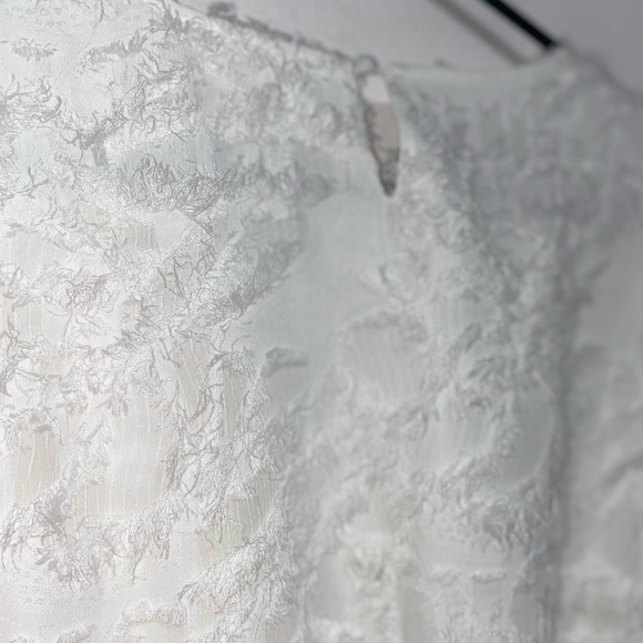 Elegant White Dress - Picture 5 of 5